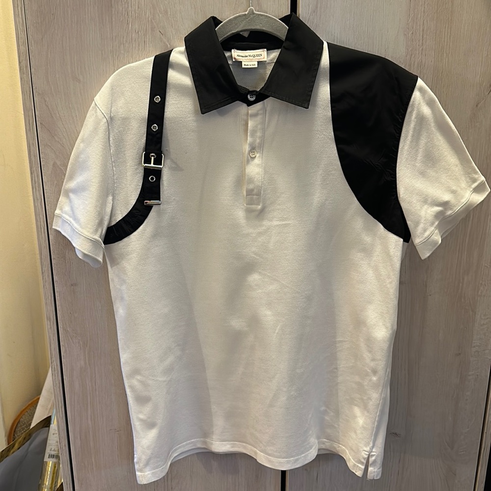 Alexander McQueen Classic Holster Polo Black and White. Size Medium
